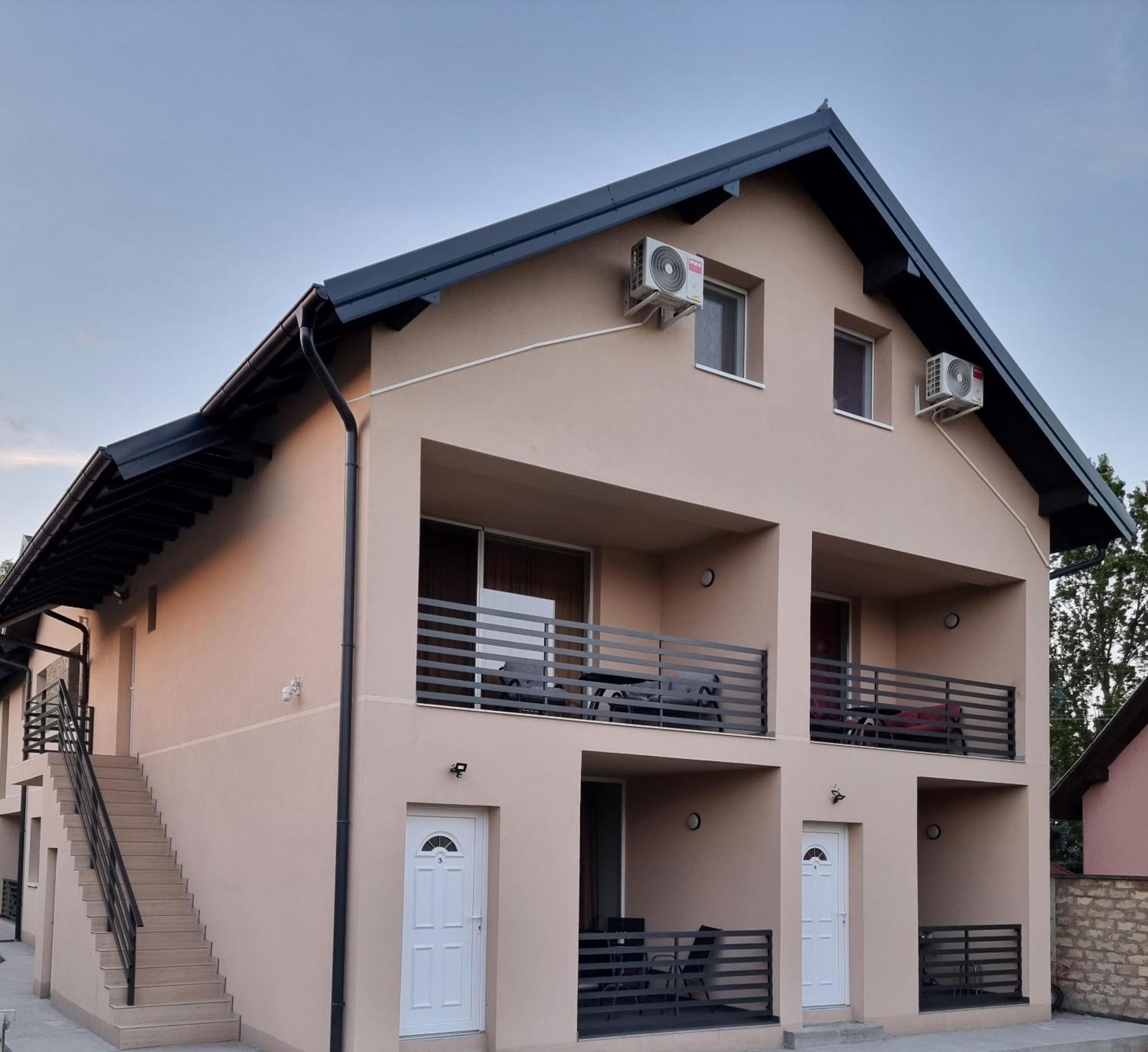 Sobe Ava * Palić