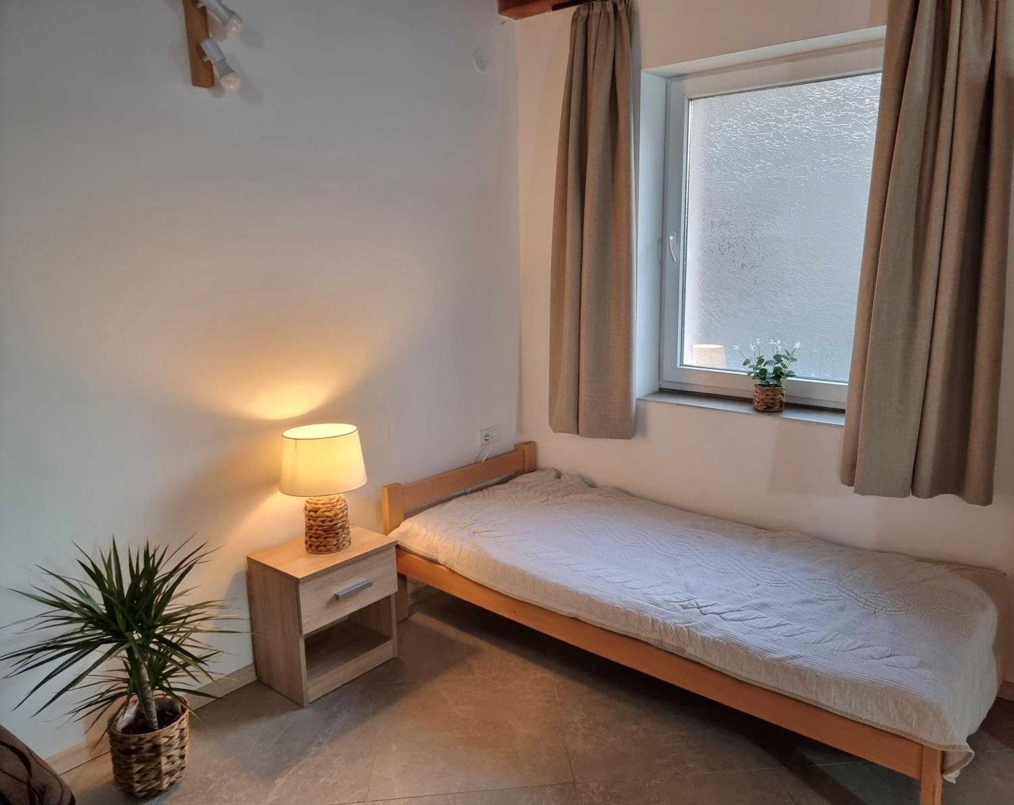 Apartment Sobe Ava *