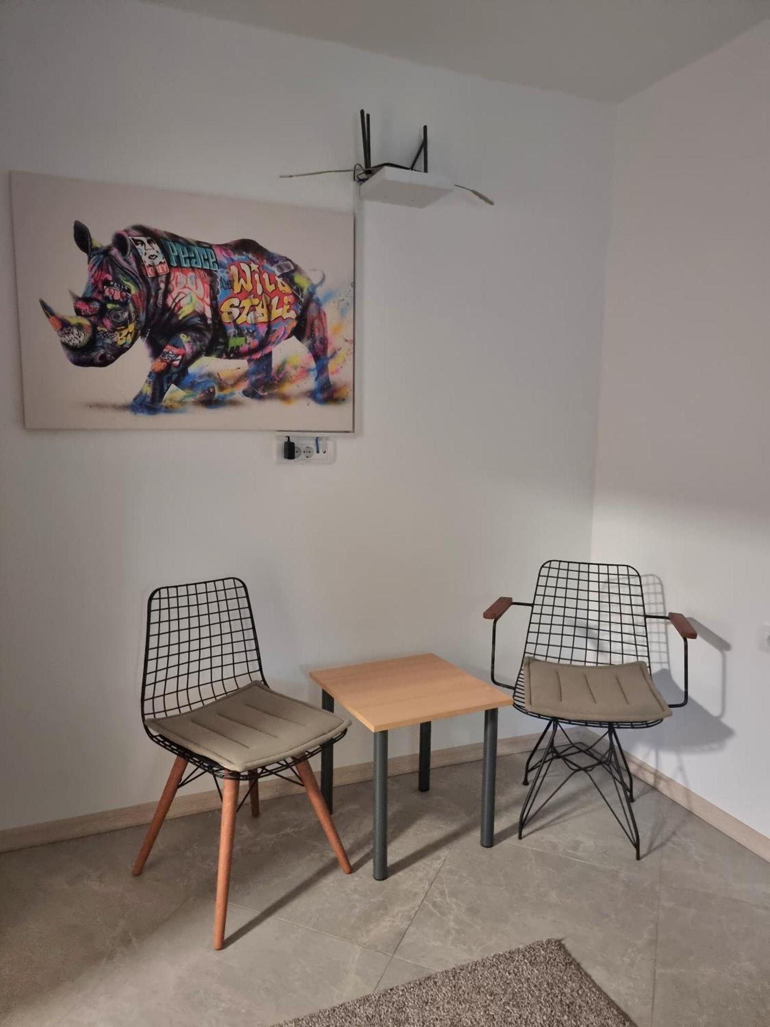 Apartment Sobe Ava *